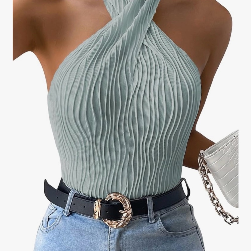 Amazon Essentials Pleated Halter Top - baby Blue